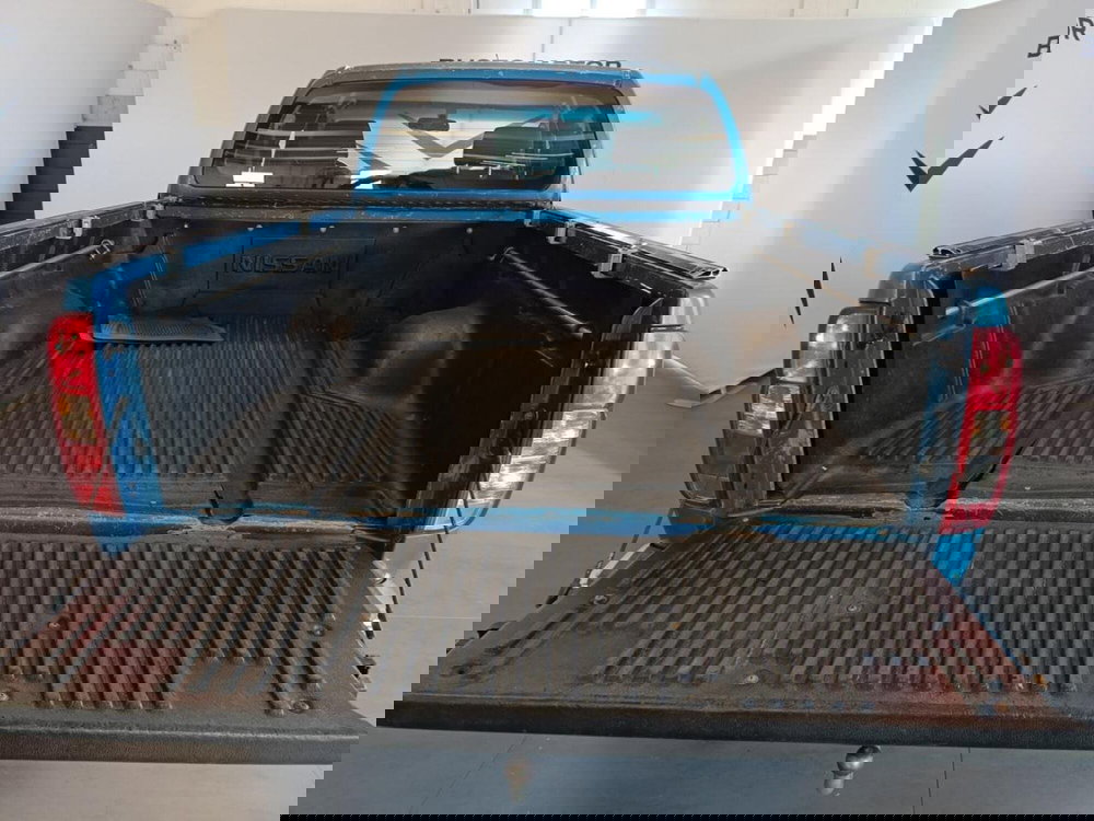 Nissan Navara usata a Varese (10)