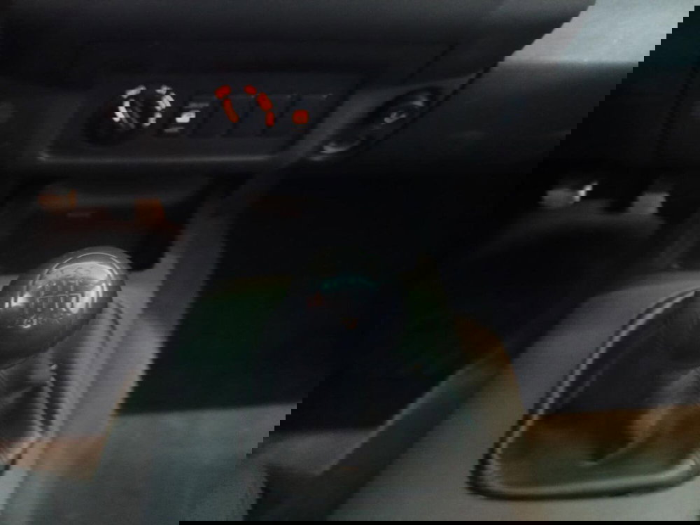 Nissan Navara usata a Varese (14)