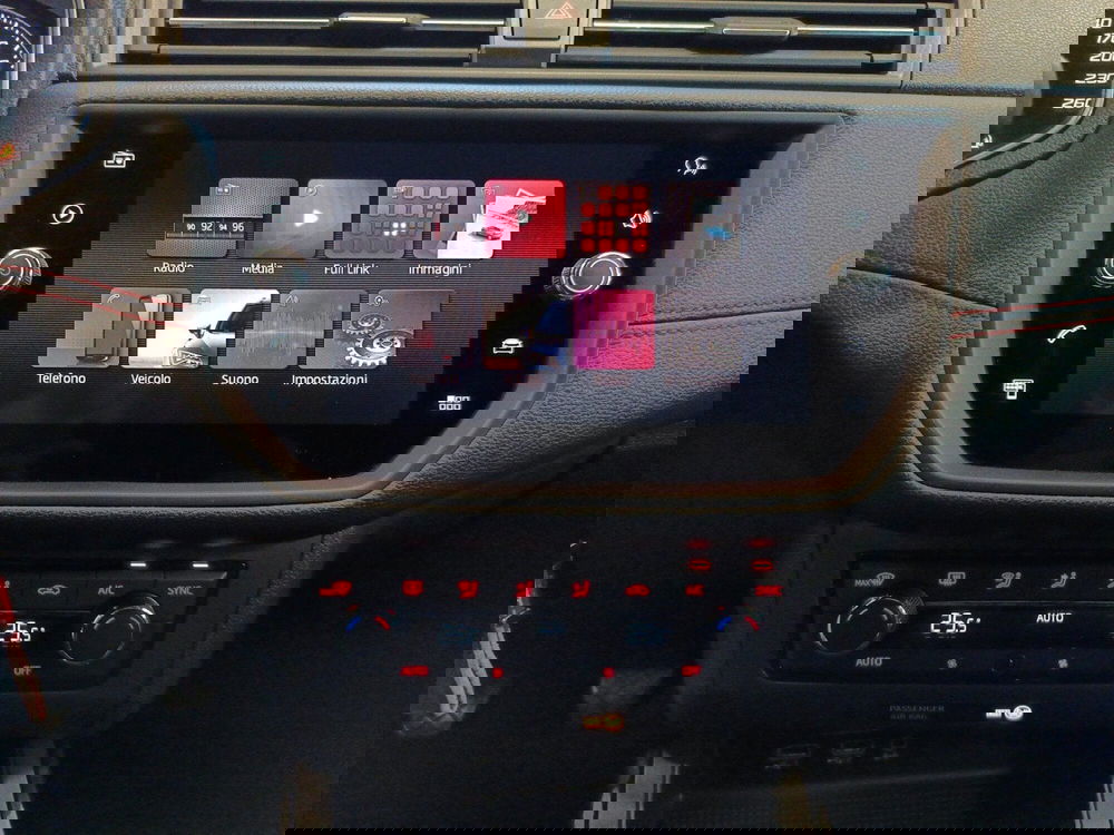 SEAT Arona usata a Varese (13)