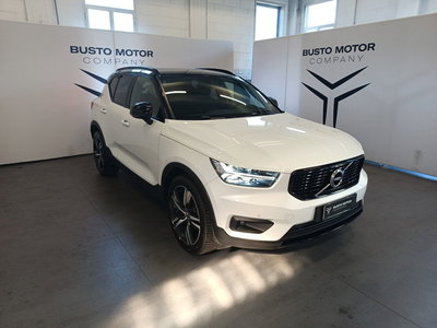 Volvo XC40 T3 R-design del 2018 usata a Olgiate Olona
