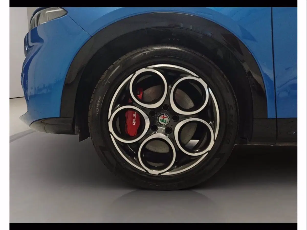 Alfa Romeo Tonale usata a Catania (19)