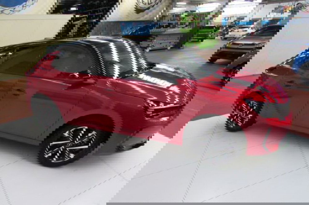 Opel Corsa nuova a Milano (2)