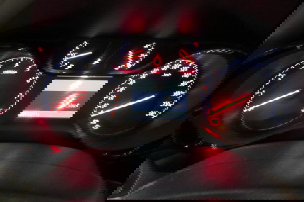 Opel Corsa usata a Milano (12)