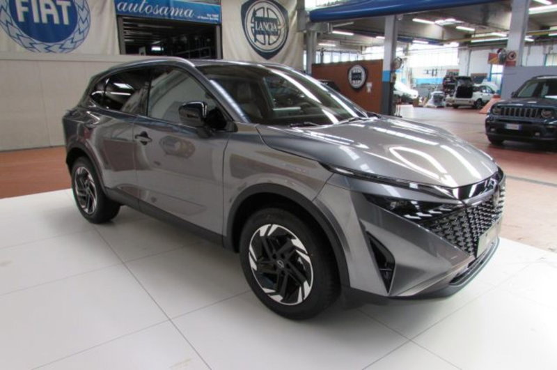 Nissan Qashqai nuova a Milano (2)