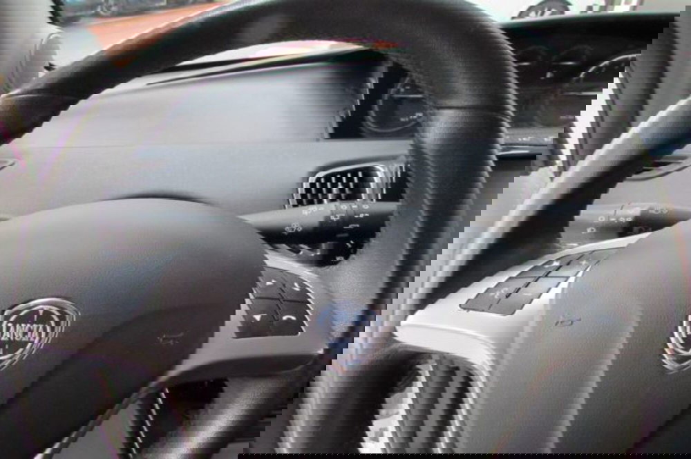 Lancia Ypsilon usata a Milano (11)