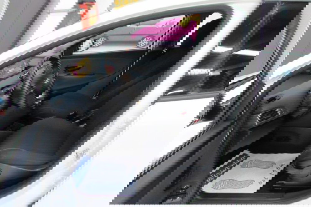 Lancia Ypsilon usata a Milano (6)