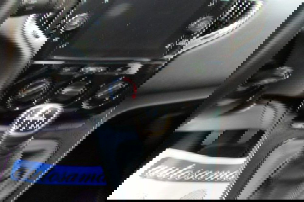 Lancia Ypsilon usata a Milano (9)