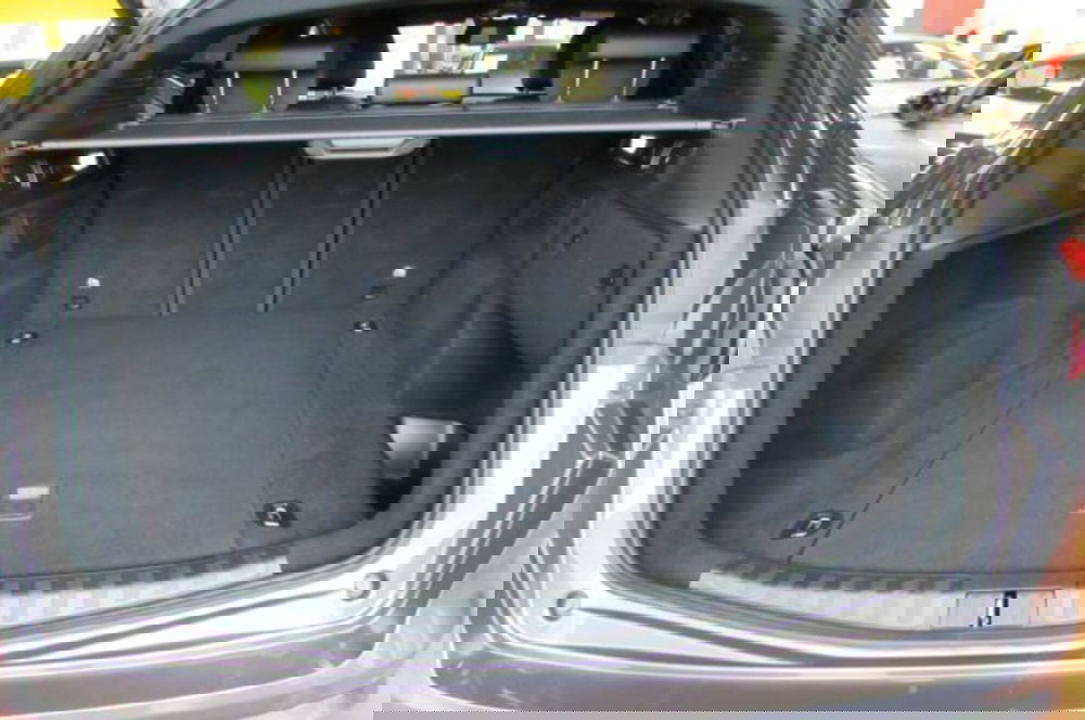 Alfa Romeo Stelvio usata a Milano (13)