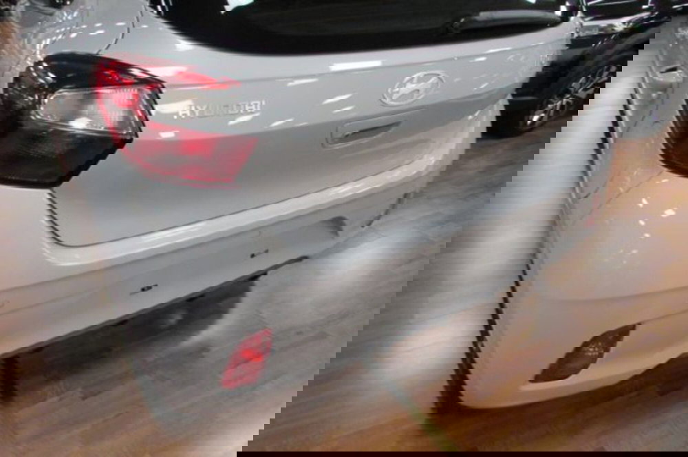 Hyundai i10 nuova a Milano (13)