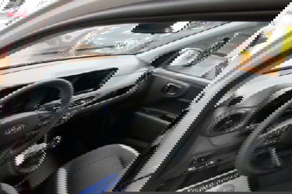 Hyundai i10 nuova a Milano (7)