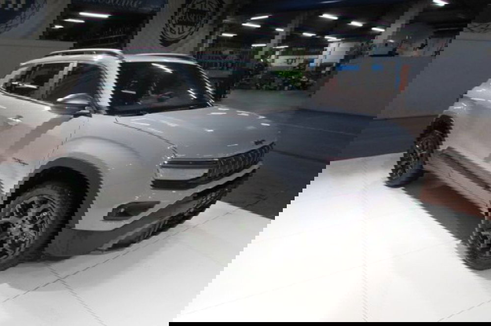 Jeep Avenger nuova a Milano (2)