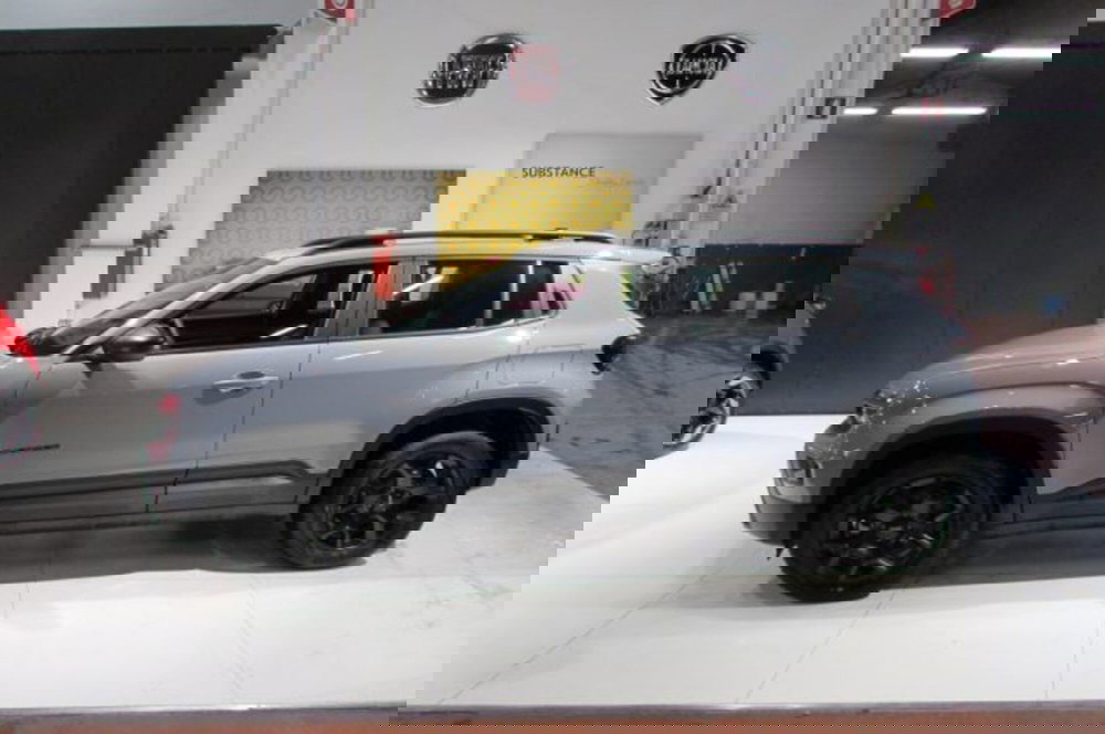 Jeep Avenger nuova a Milano (4)