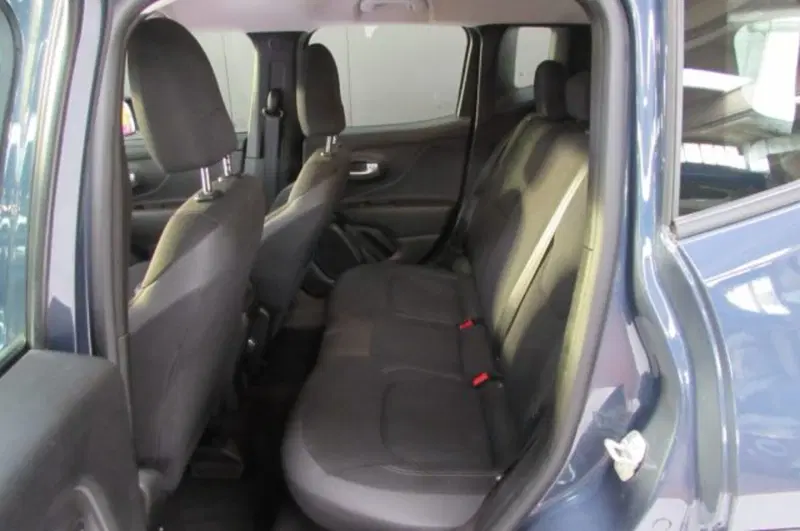 Jeep Renegade usata a Milano (12)