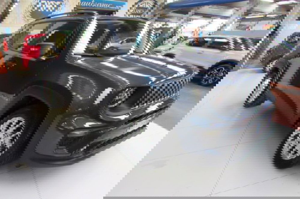 Jeep Renegade usata a Milano (2)