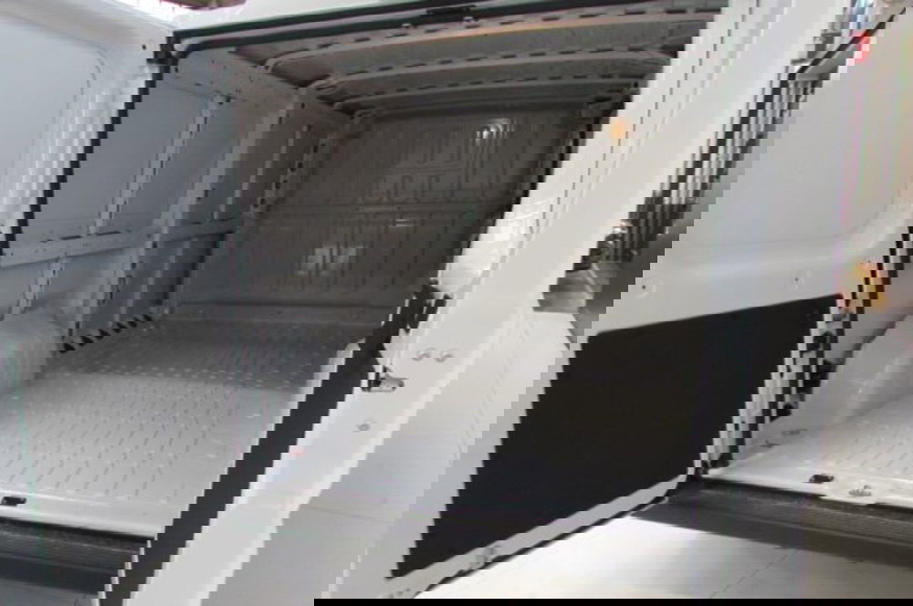 Fiat Ducato Furgone nuova a Milano (8)