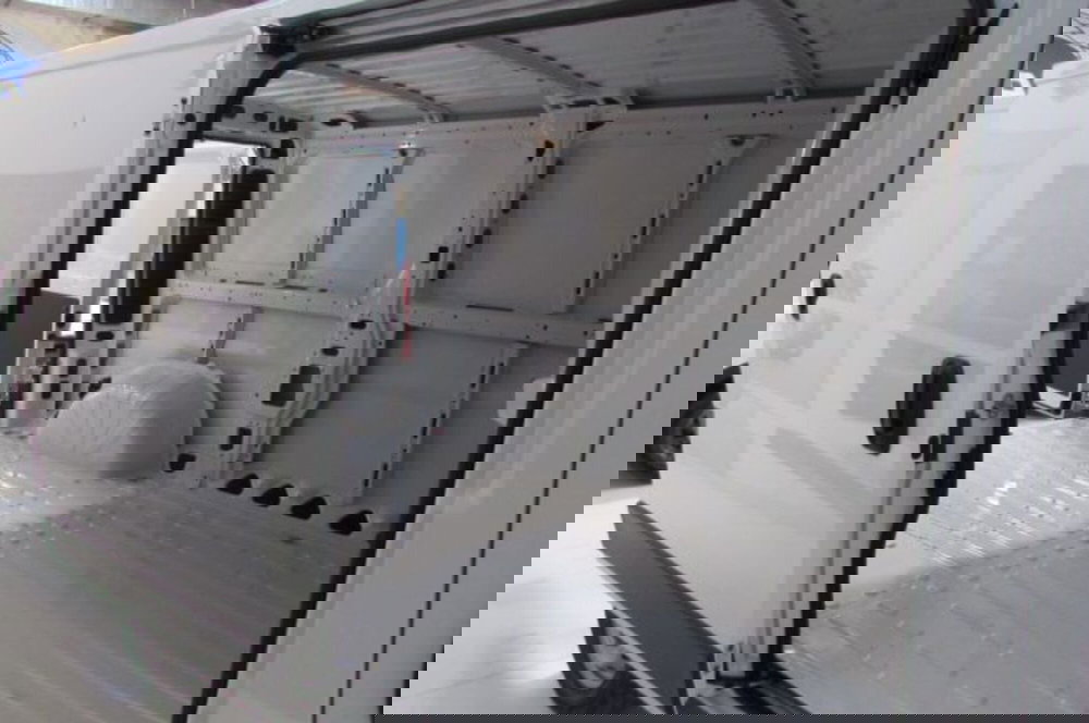 Fiat Ducato Furgone nuova a Milano (9)