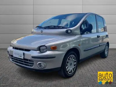 Fiat Multipla 110 JTD SX del 2003 usata a Salerno
