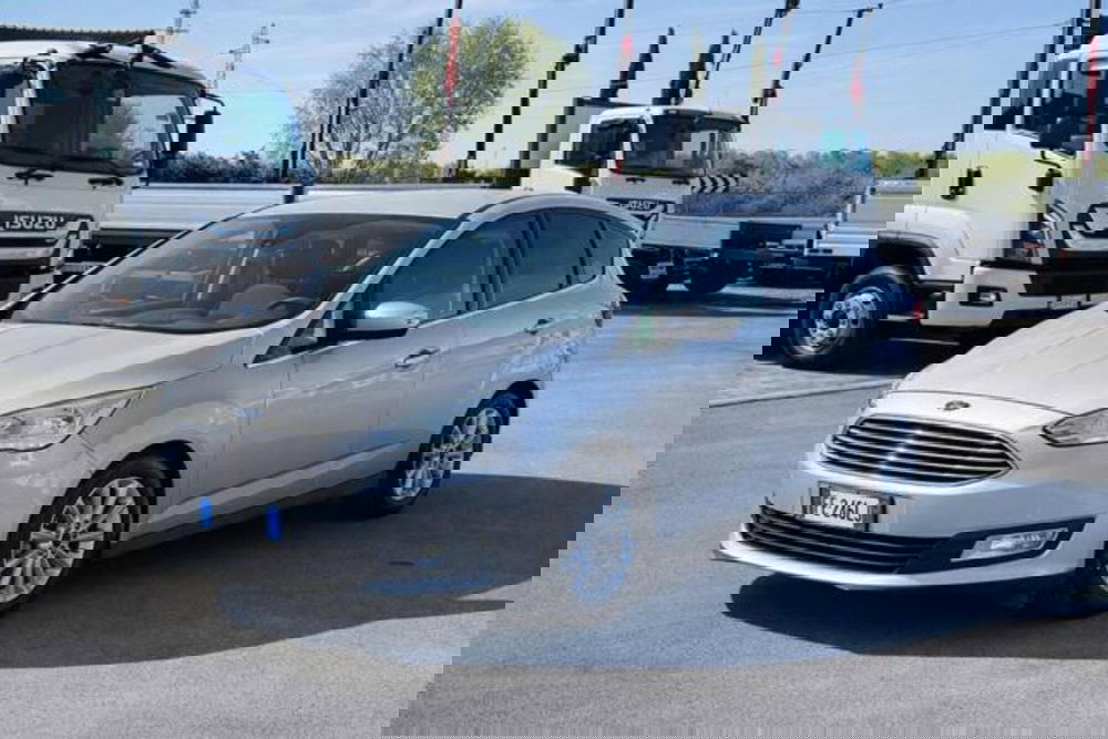 Ford C-Max usata a Lucca