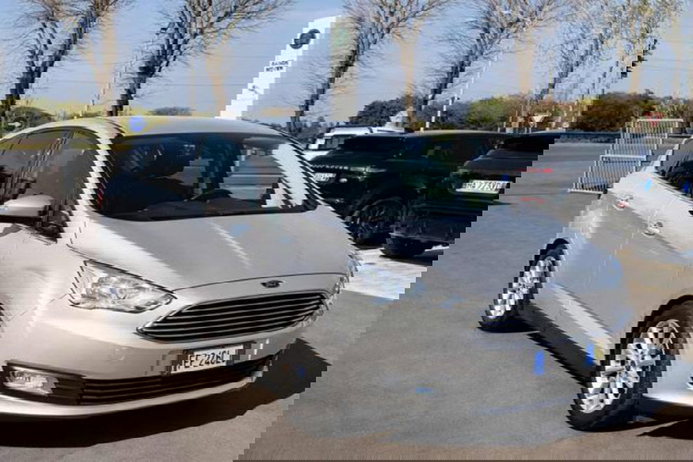 Ford C-Max usata a Lucca (2)