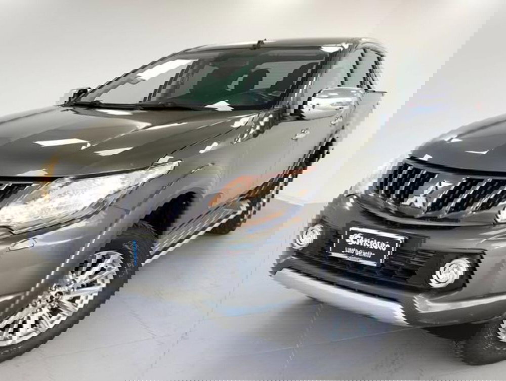 Mitsubishi L200 usata a Como