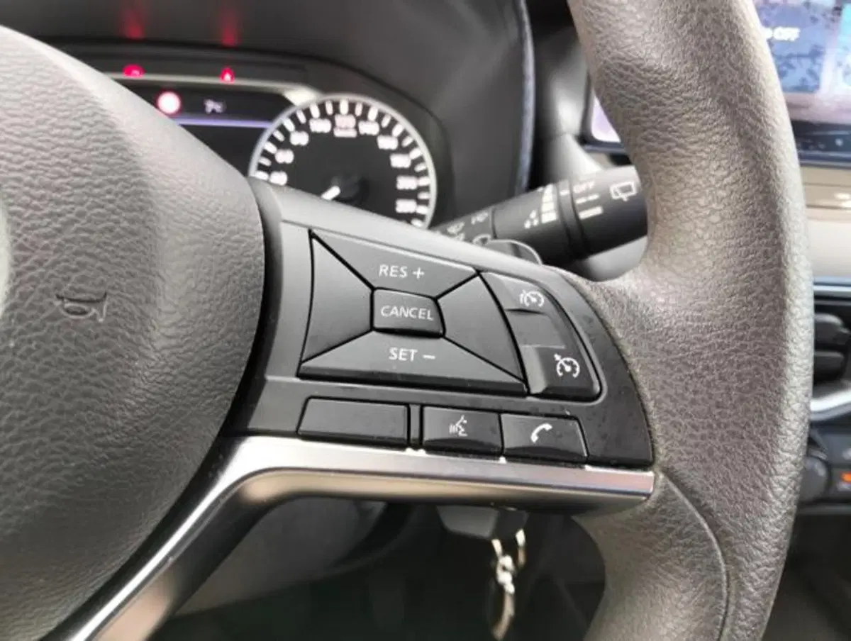 Nissan Juke usata a Como (11)