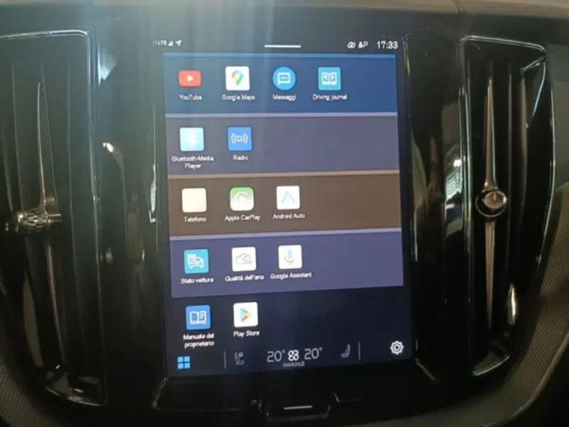 Volvo XC60 usata a Novara (9)