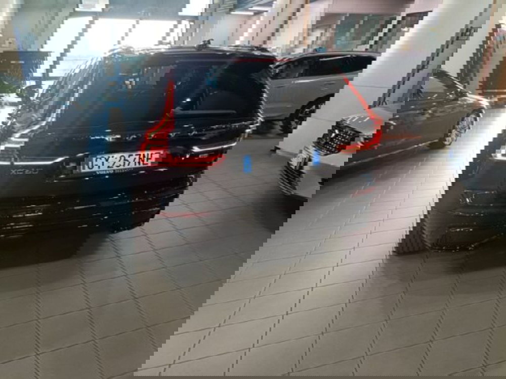 Volvo XC60 usata a Novara (3)