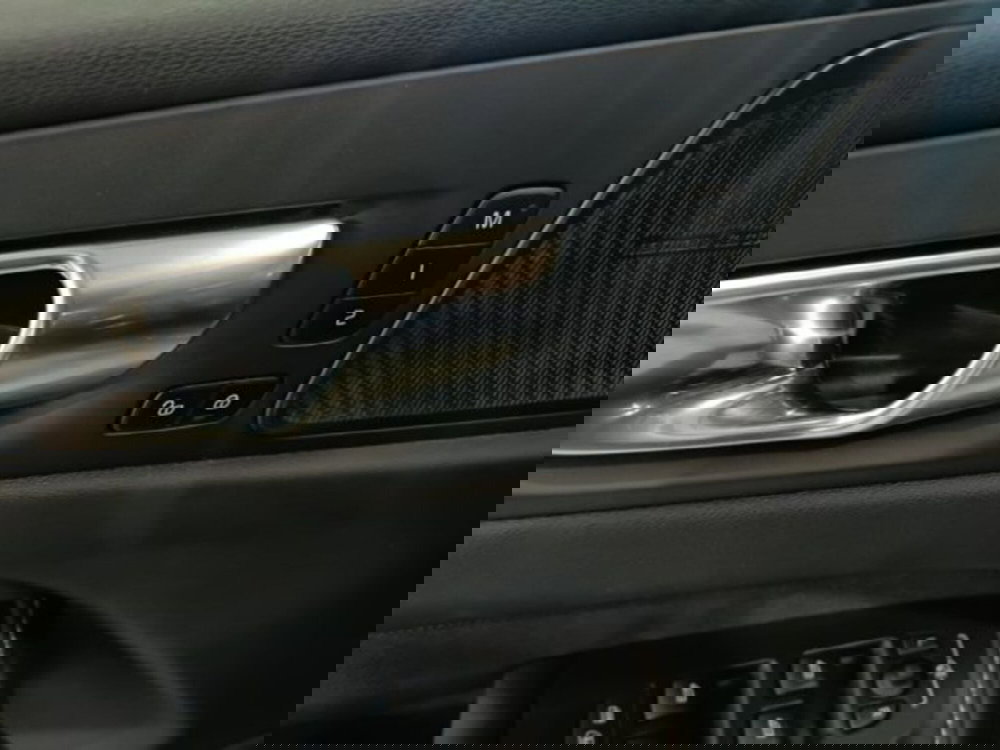 Volvo XC60 usata a Novara (6)