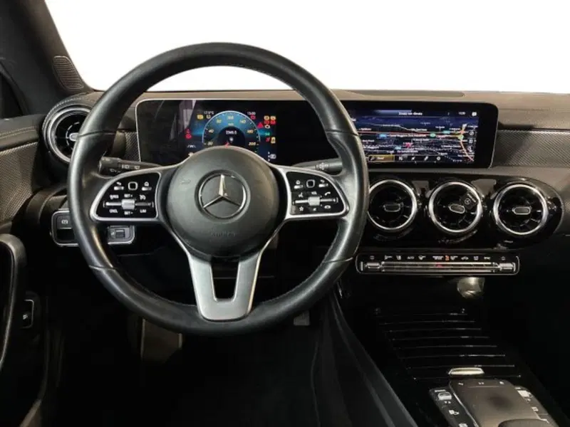 Mercedes-Benz CLA Shooting Brake usata a Bologna (11)