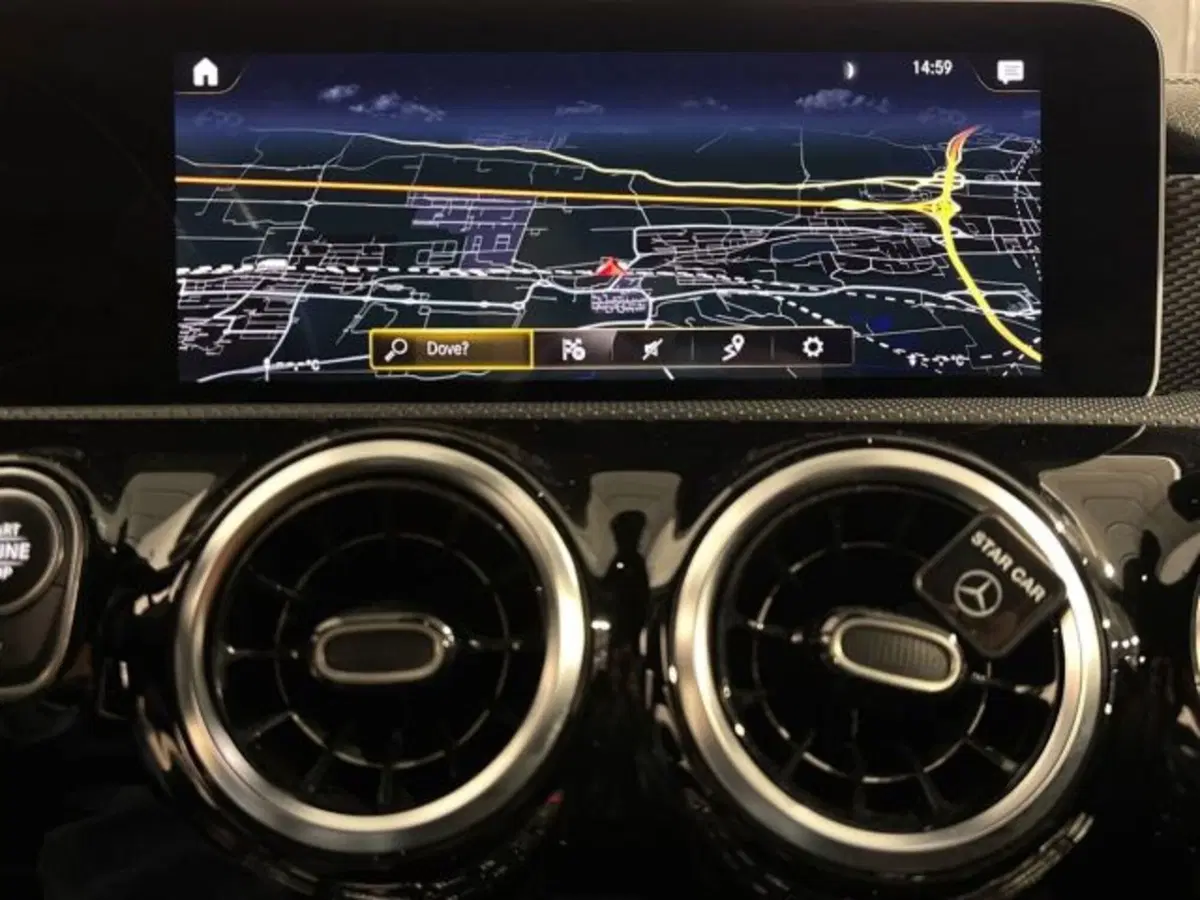 Mercedes-Benz CLA Shooting Brake usata a Bologna (14)