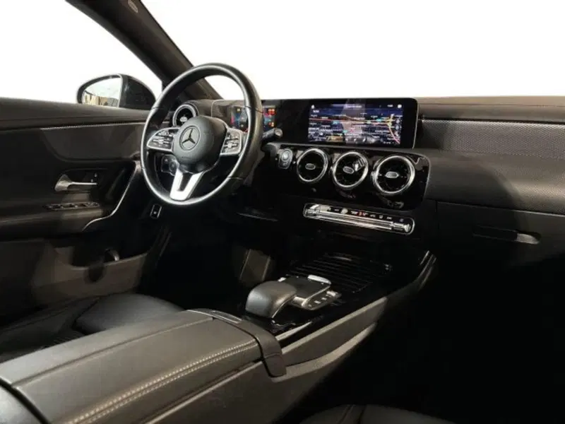 Mercedes-Benz CLA Shooting Brake usata a Bologna (15)