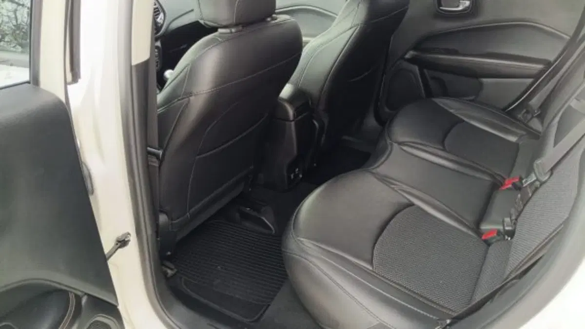 Jeep Compass usata a Macerata (11)