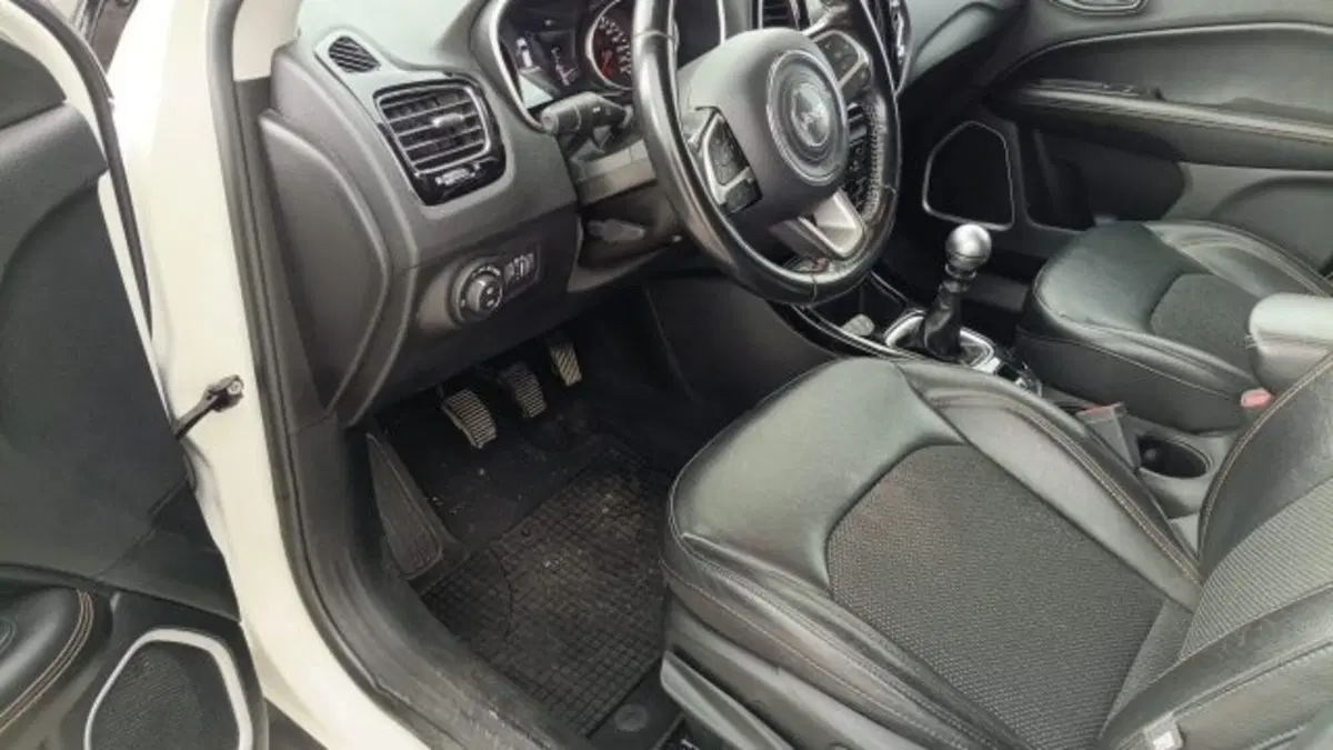 Jeep Compass usata a Macerata (9)