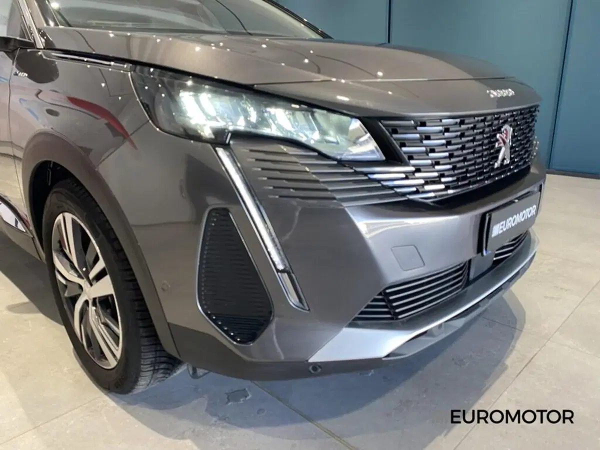 Peugeot 3008 usata a Bari (4)