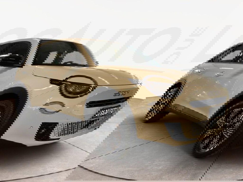 Fiat 600 nuova a Torino (3)