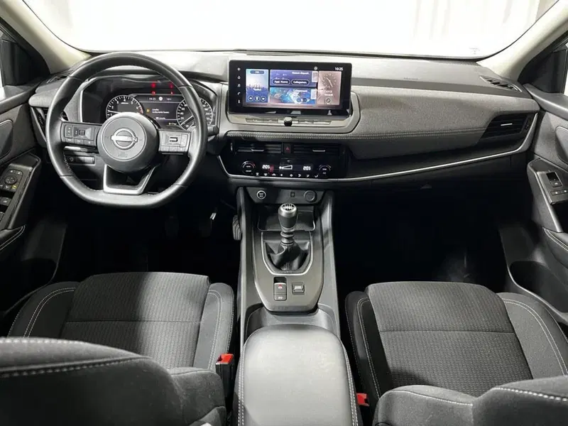 Nissan Qashqai usata a Sondrio (12)