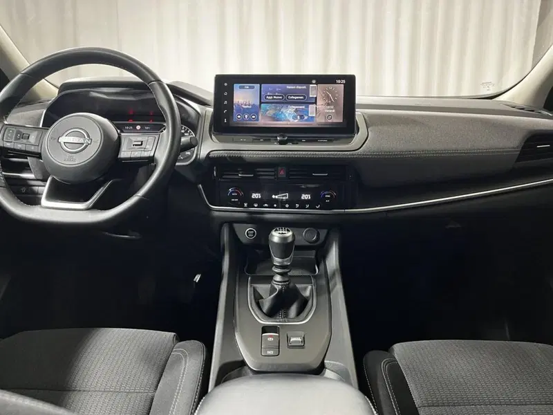 Nissan Qashqai usata a Sondrio (14)