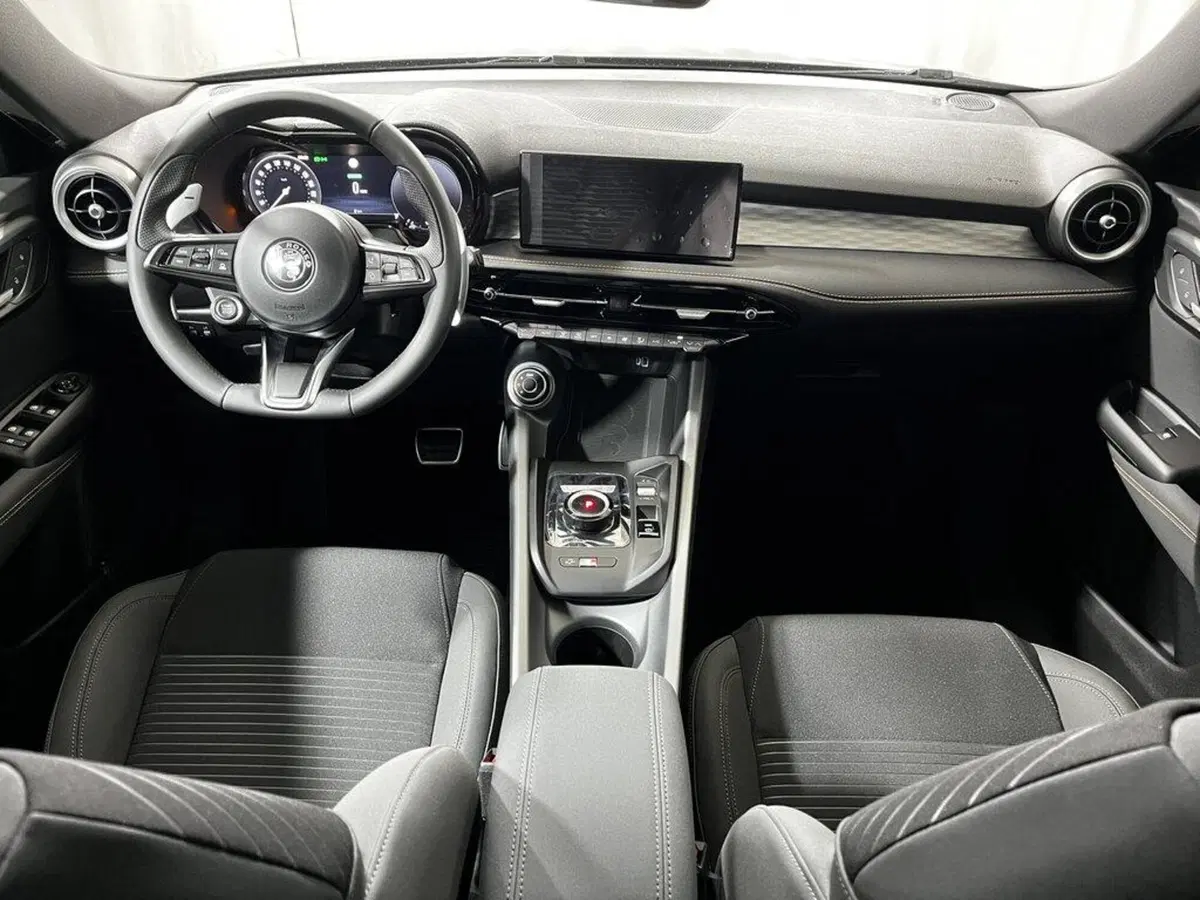 Alfa Romeo Tonale nuova a Sondrio (12)