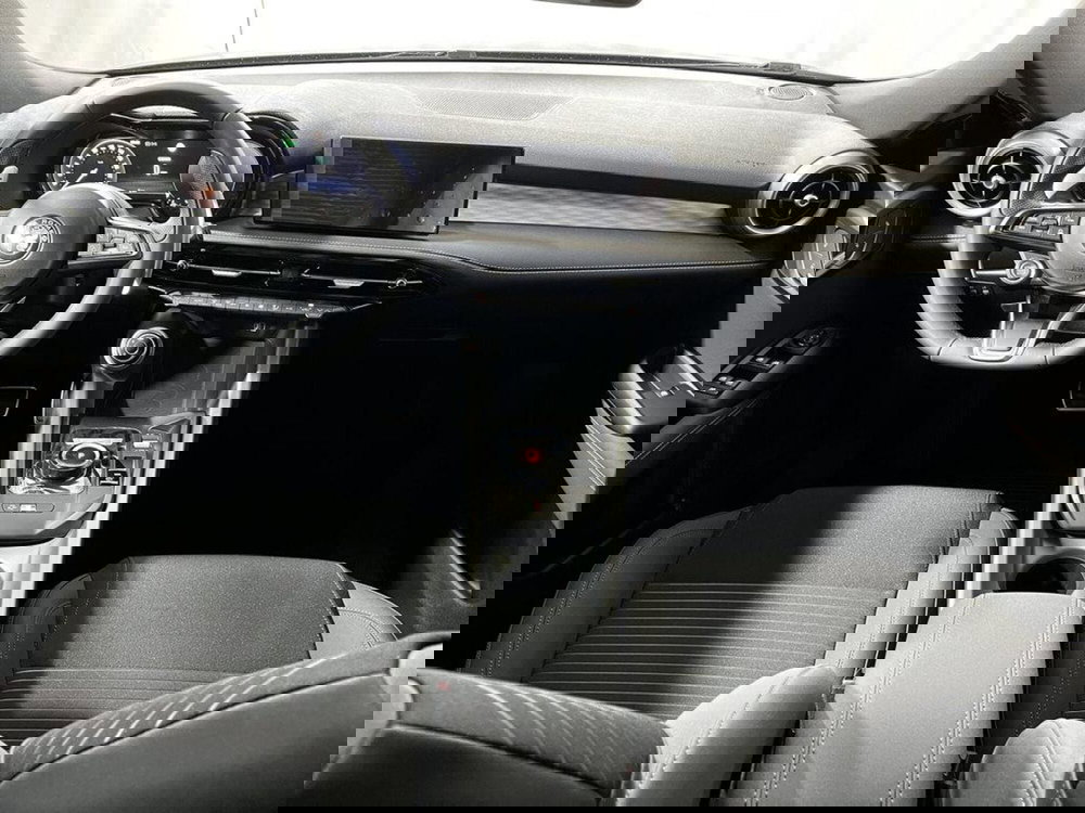 Alfa Romeo Tonale nuova a Sondrio (12)