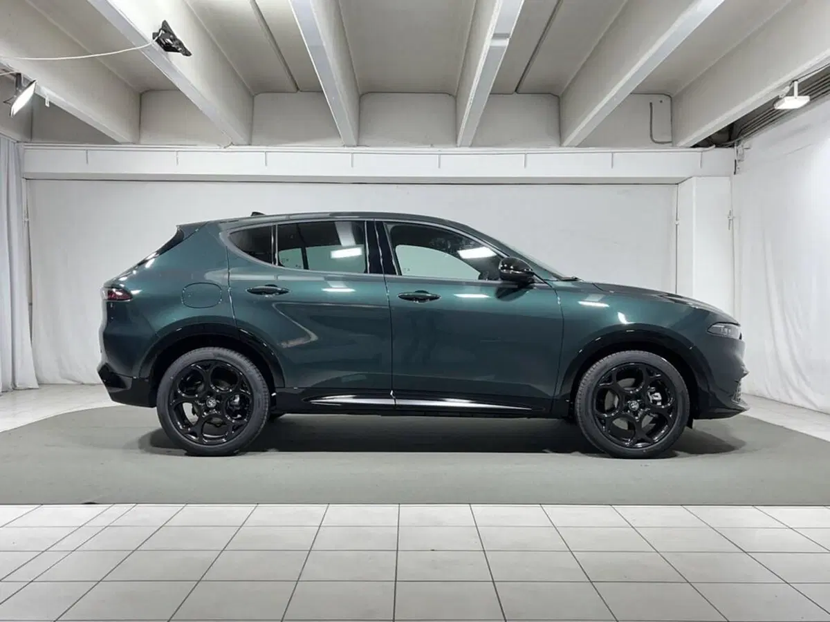 Alfa Romeo Tonale nuova a Sondrio (6)