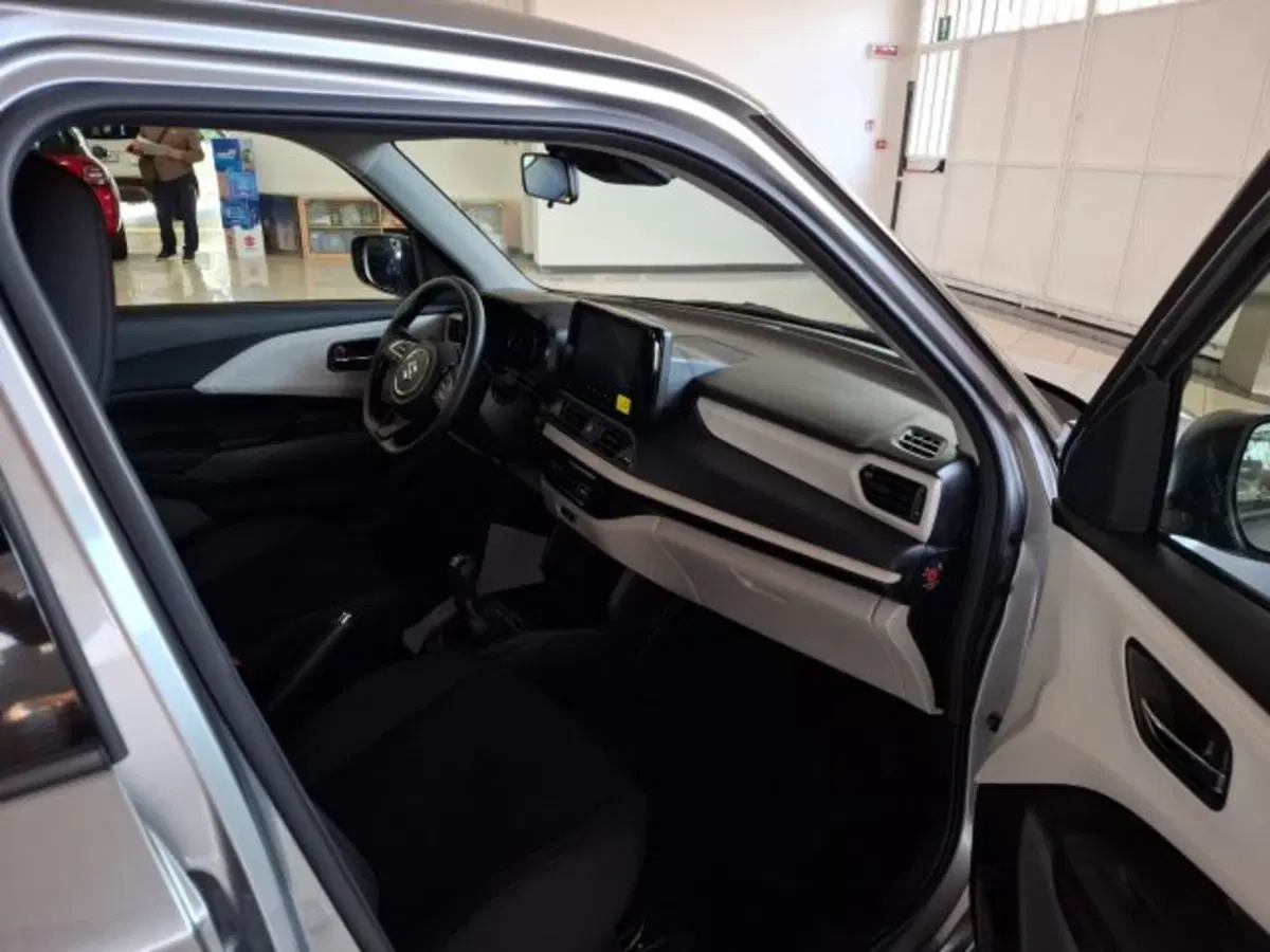 Suzuki Swift nuova a Reggio Emilia (13)