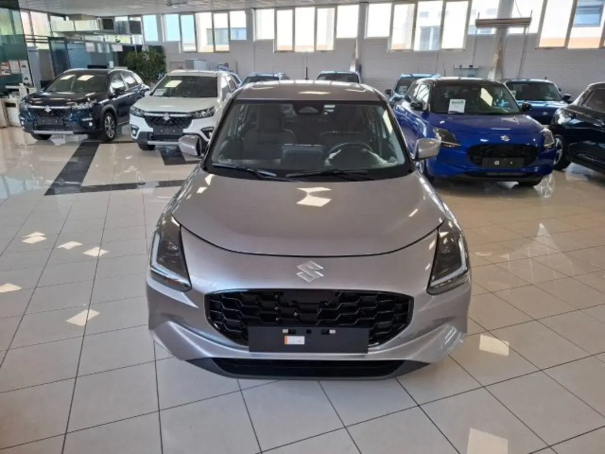 Suzuki Swift nuova a Reggio Emilia (8)