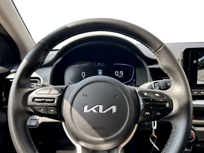 Kia Stonic usata a Piacenza (12)