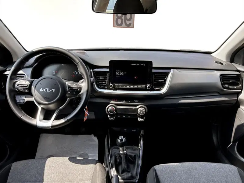 Kia Stonic usata a Piacenza (8)