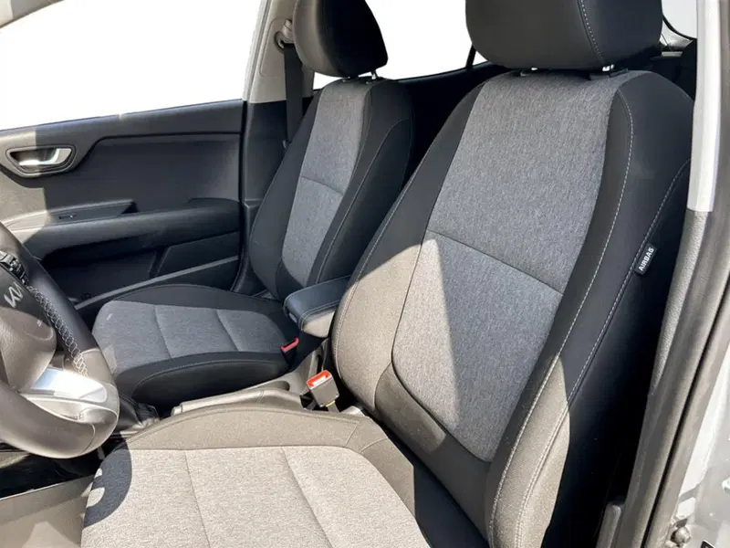 Kia Stonic usata a Piacenza (9)