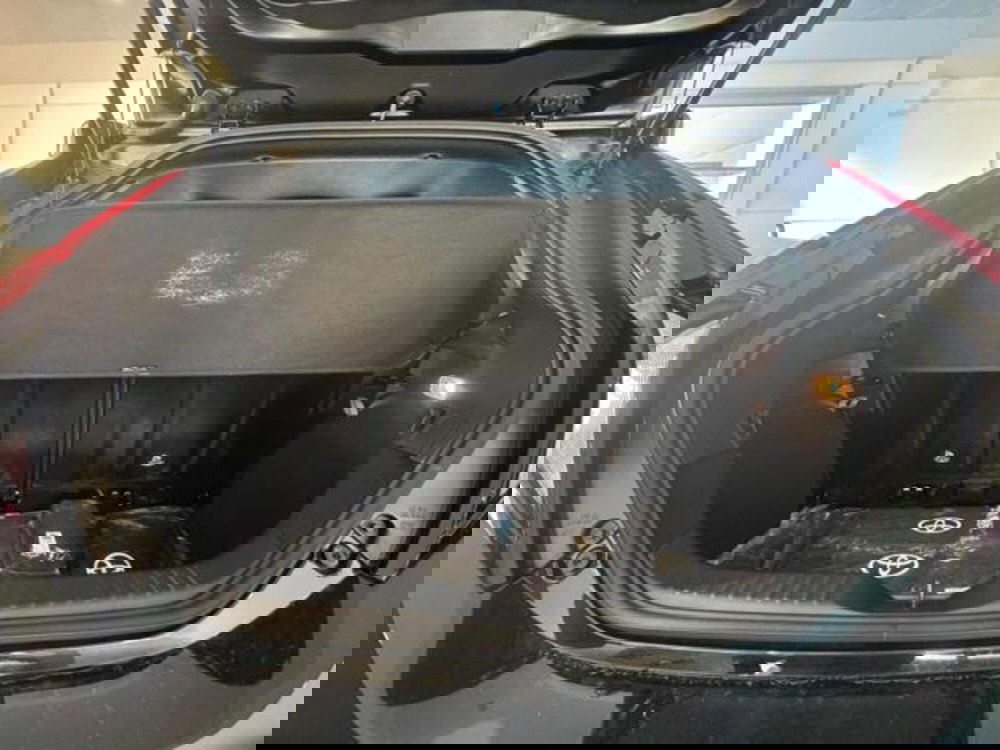 Toyota Aygo X usata a Sassari (11)