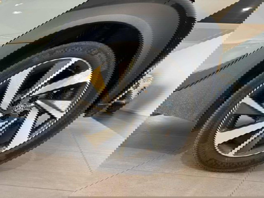 Toyota Aygo X usata a Sassari (8)