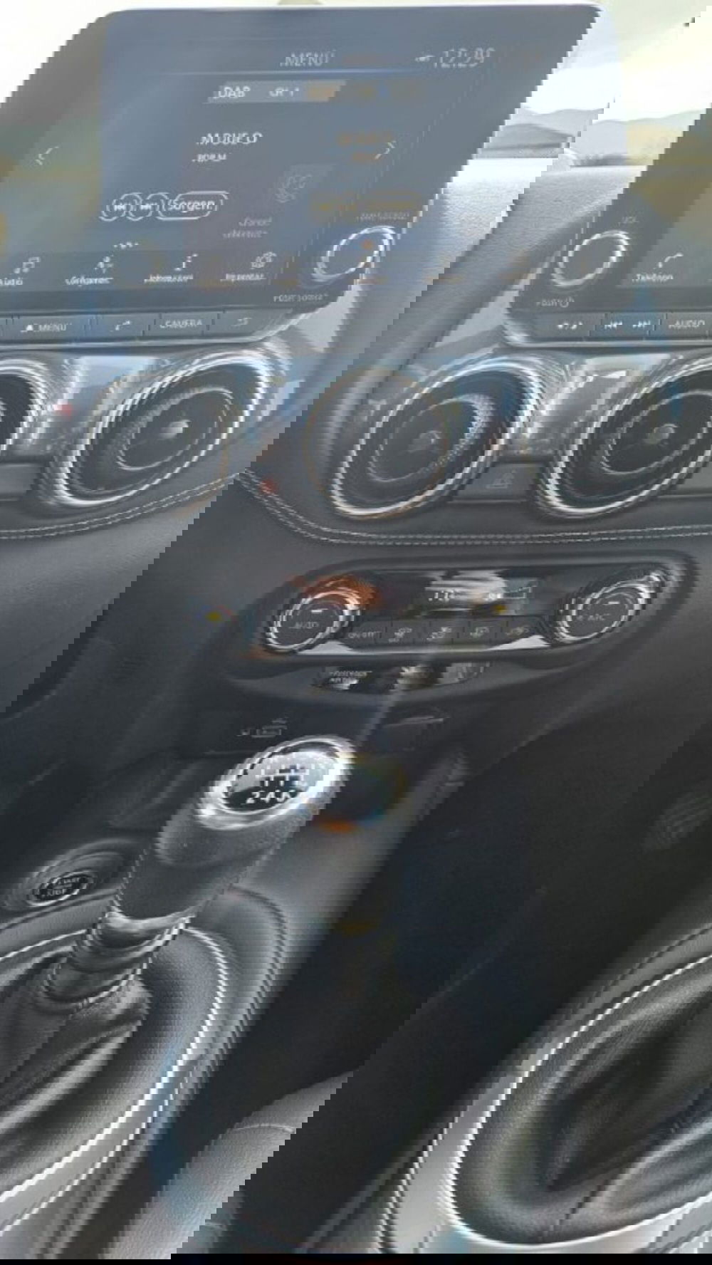 Nissan Juke usata a Lucca (9)