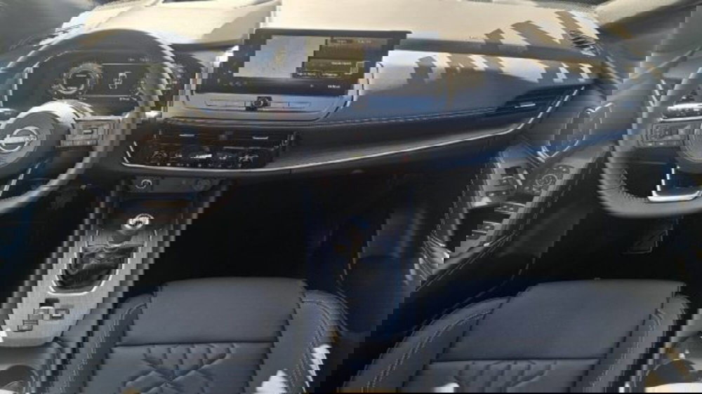 Nissan Qashqai nuova a Lucca (15)