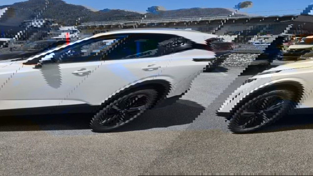 Nissan Qashqai nuova a Lucca (7)